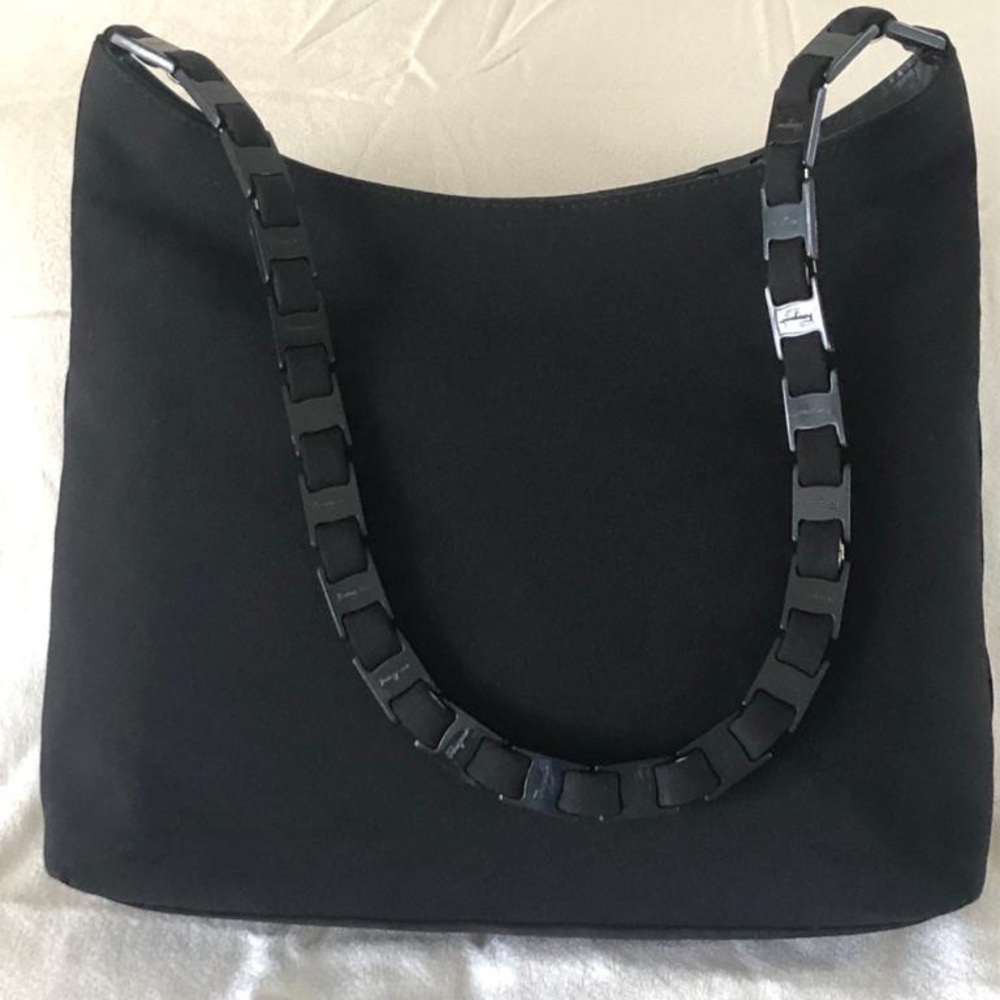 Salvatore Ferragamo Handbag (Like New)